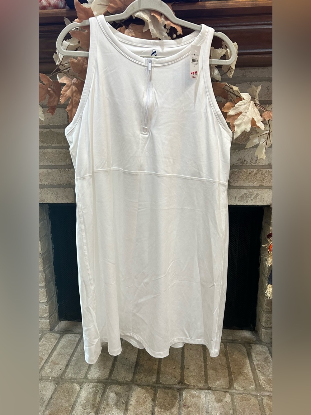 Lou & Grey White Sleeveless Zip-Front Chemise EUC